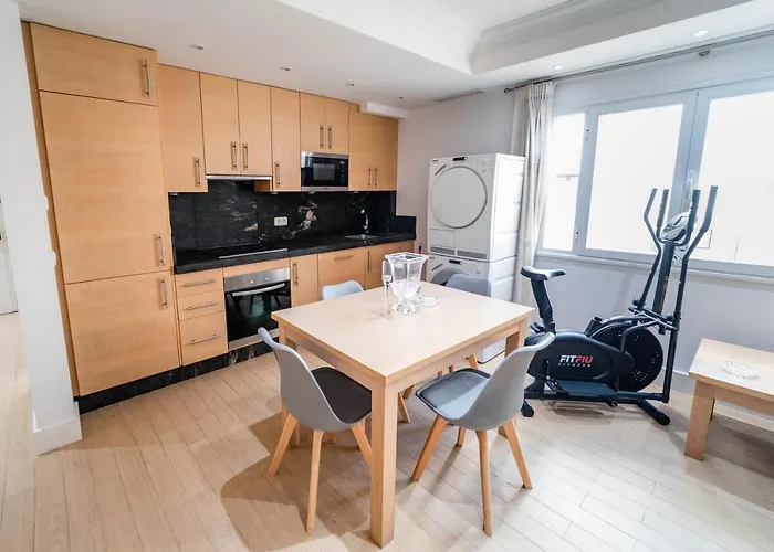Apartment 2bdr New Bright In Puerto Banus
