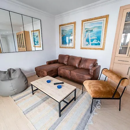 2bdr New Bright In Puerto Banus * Marbella